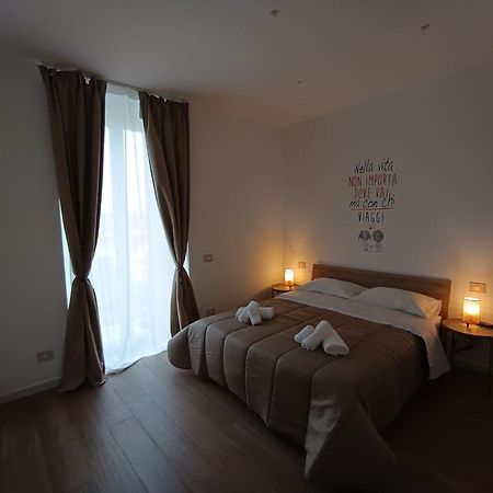 Dimora Crispi 70 Apartment Бари Екстериор снимка